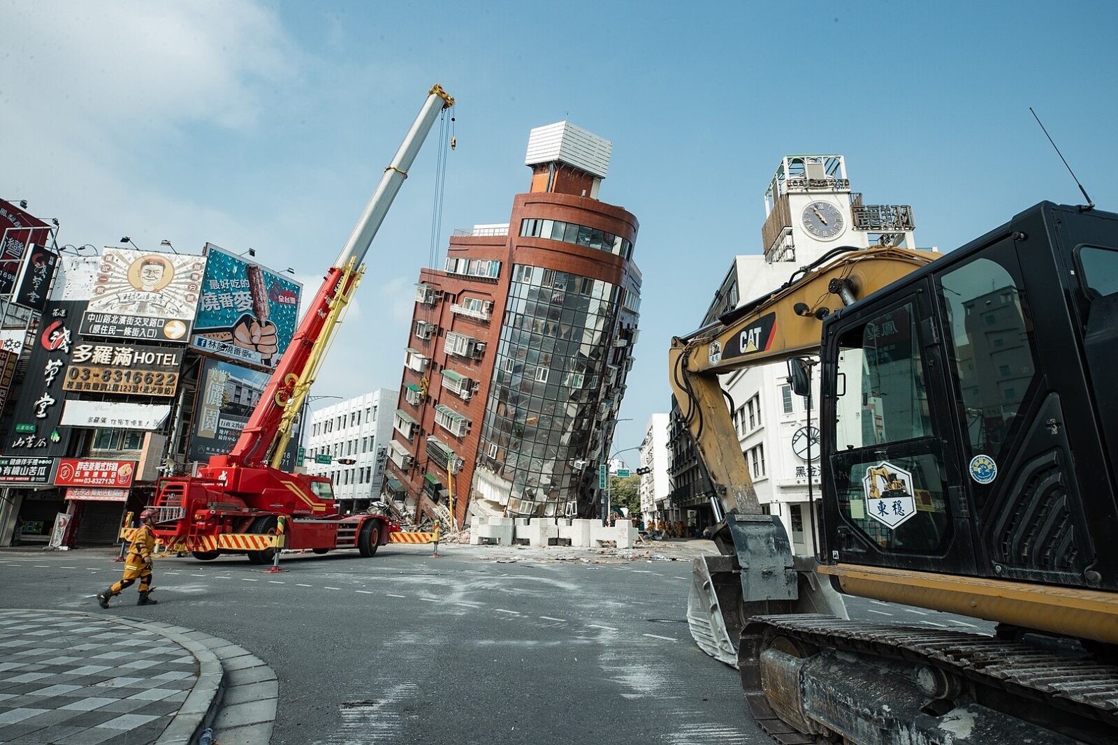 W wyniku trzęsienia ziemi na Tajwanie uszkodzonych zostało ponad sto budynków / źródło: Shufu Liu / Biuro Prezydenta, Wikimedia Commons, CC-BY-2.0
